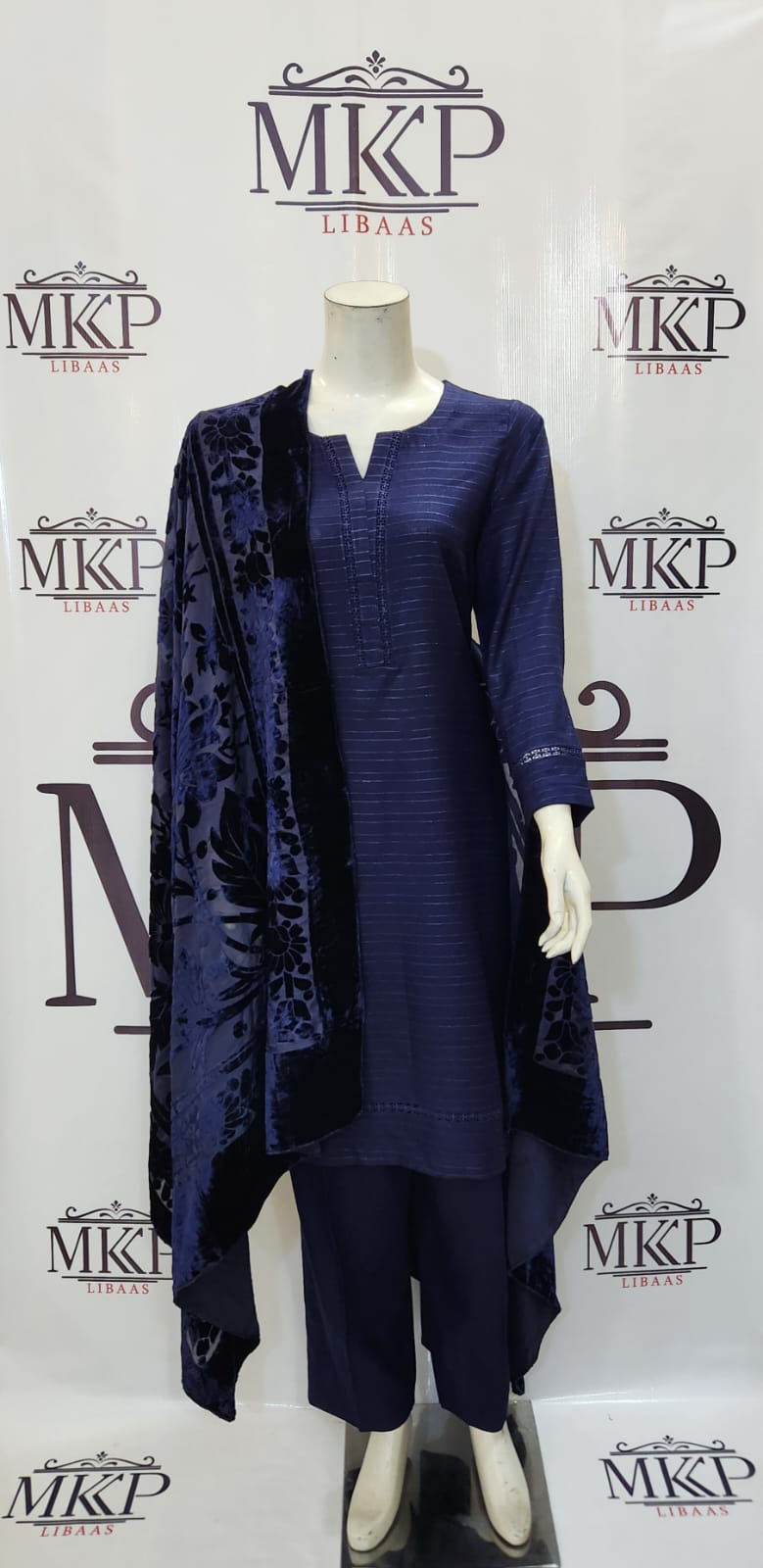 TT-W60 - Dhanak Suit - 3 Piece