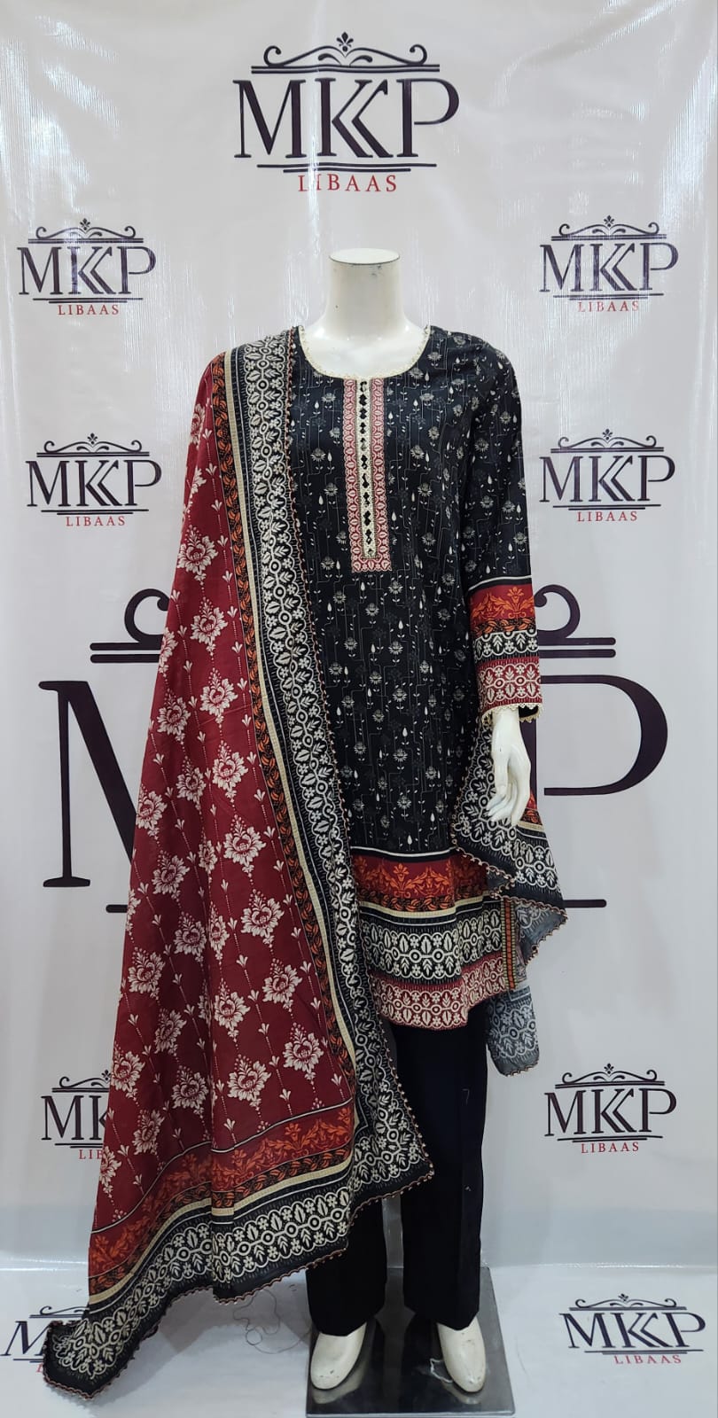 TT-W47 - Printed Khaddar - 3 Piece