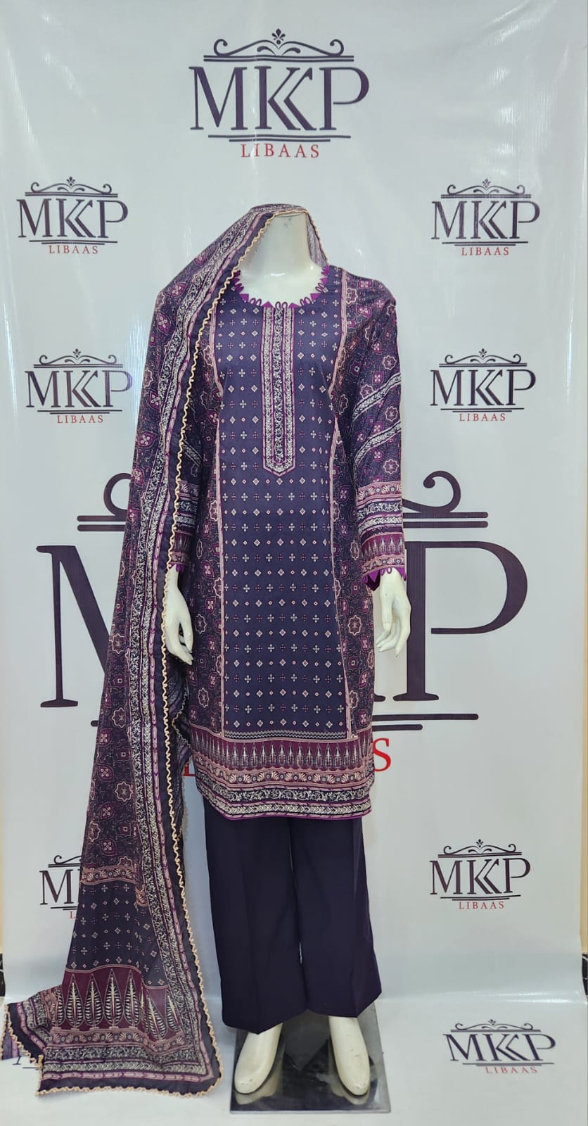 SC-PL37 - Printed Lawn